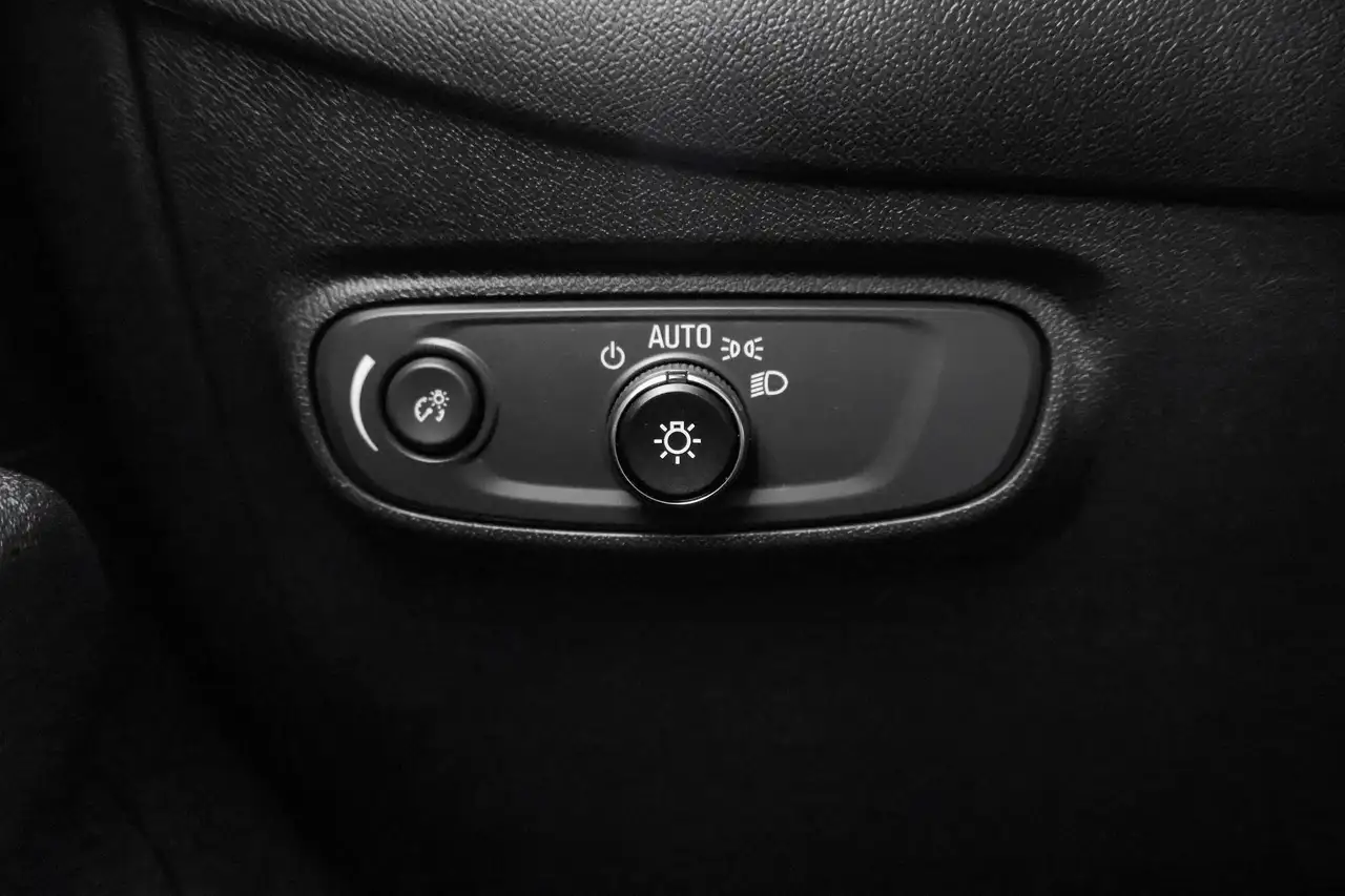 Chevrolet Equinox снимка Chevrolet Equinox
