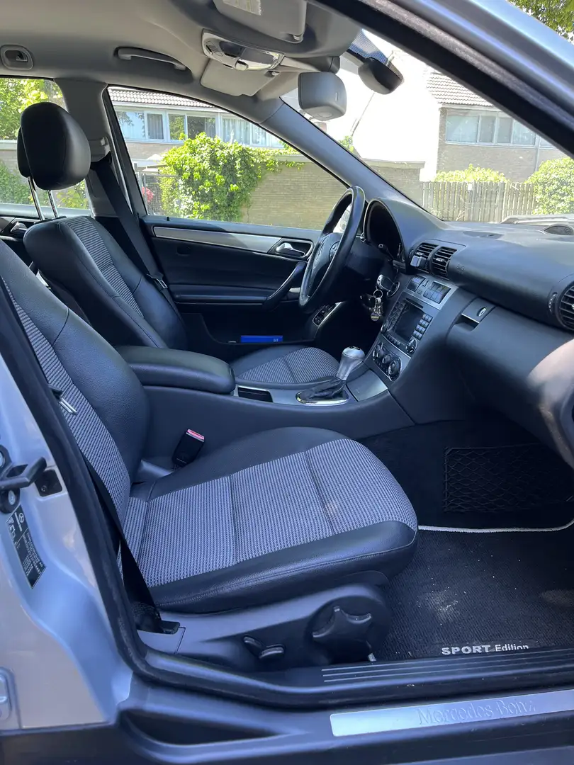 Mercedes-Benz C 230 Avantgarde Grijs - 2
