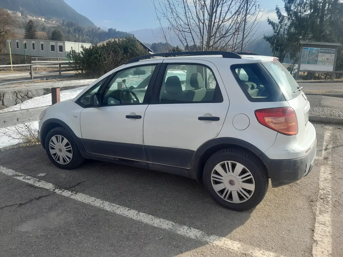 Fiat Sedici Sedici 1.6 16v Emotion 4x4 120cv Blanco - 2