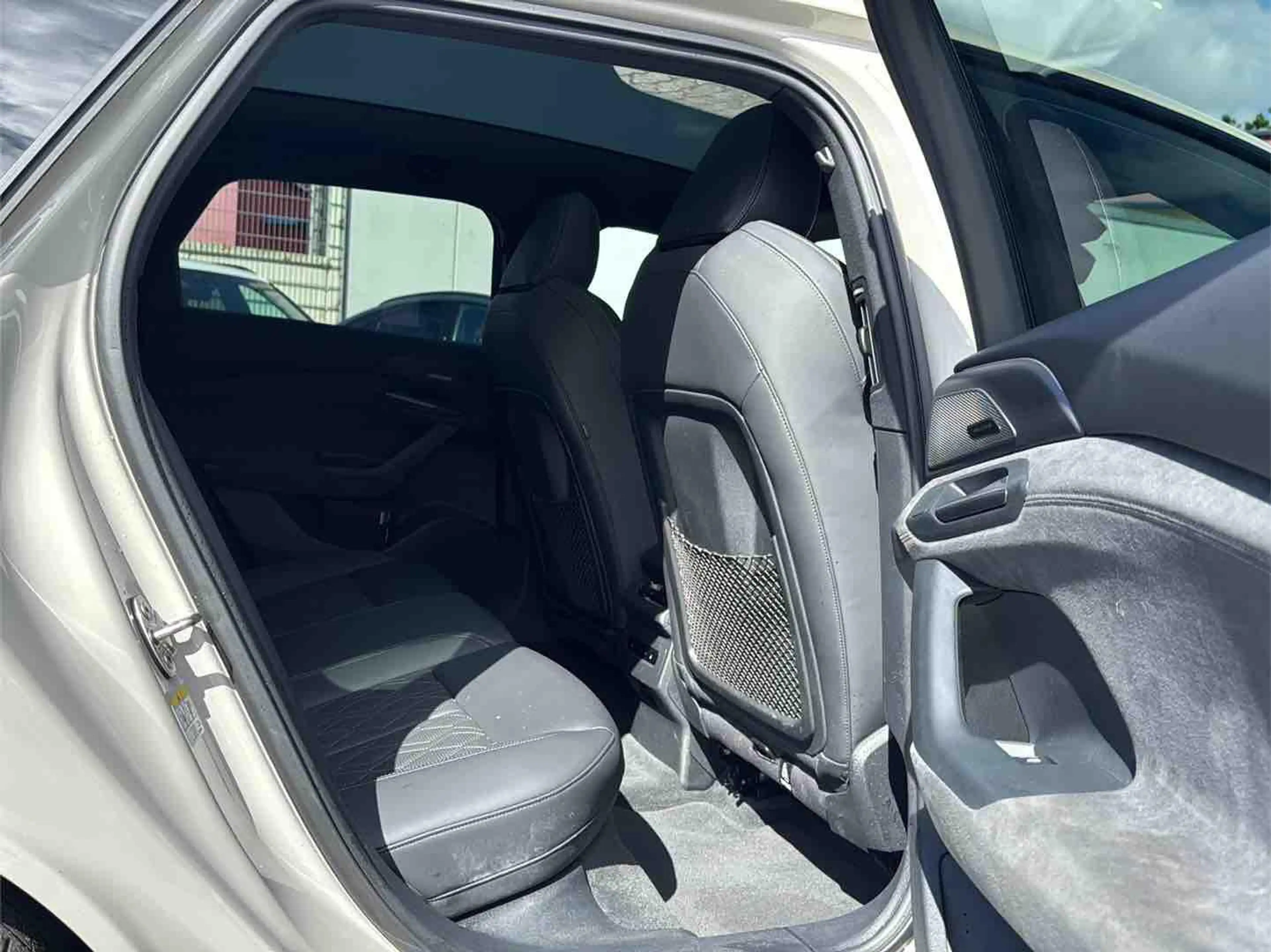 Audi S6 e-tron Avant edition one beige PANO S-SITZE — photo 15