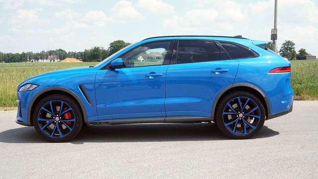 Jaguar F-Pace SVR AWD ACC HUD PANO 360° AHK