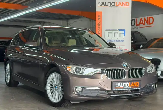 BMW 320 d*LUXURY LINE*KAMERA*XENON*LEDER*NAVI*PDC