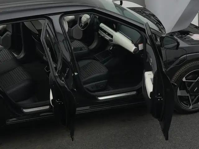 Kia Ev4 view 12