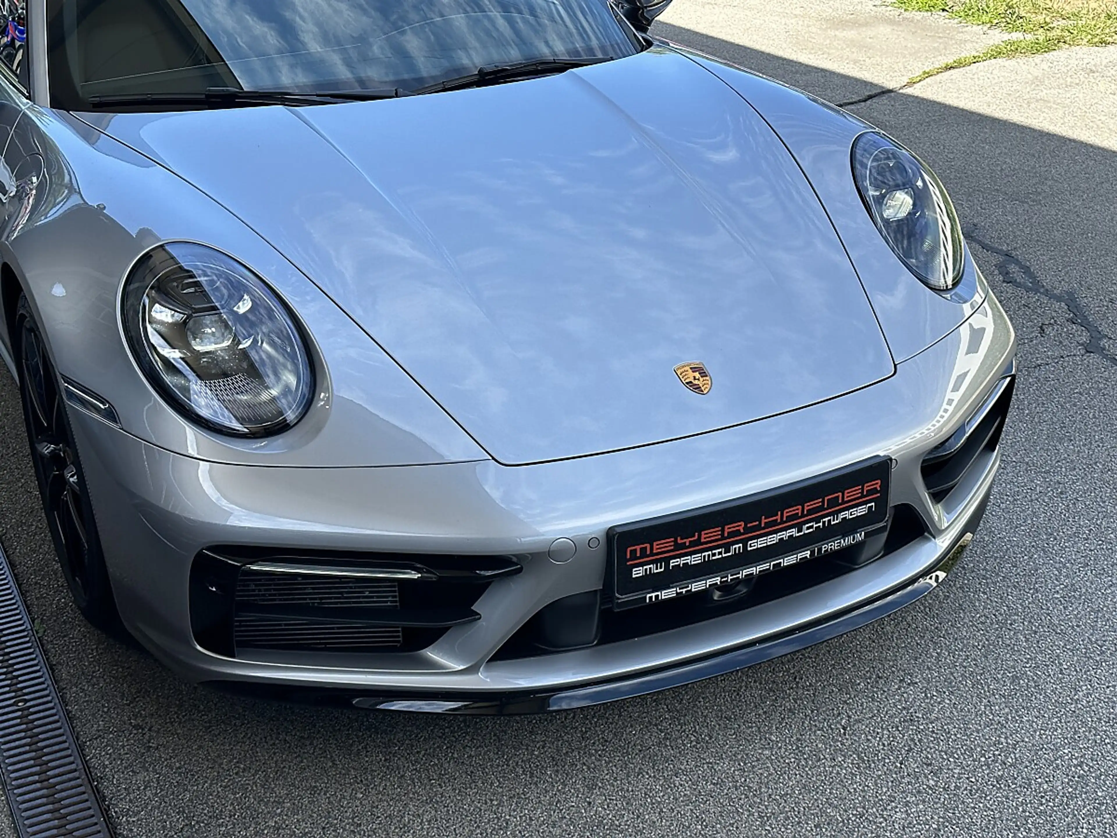 Porsche 911 Carrera 4S Coupe PDK / SportDesign Paket / Carb... — photo 5