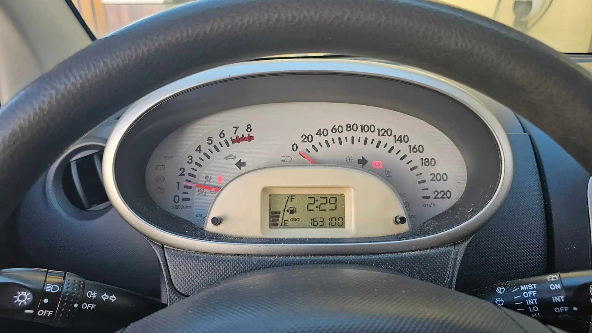 Subaru Justy Trend eFH TüV Neu R-CD Negro - 2