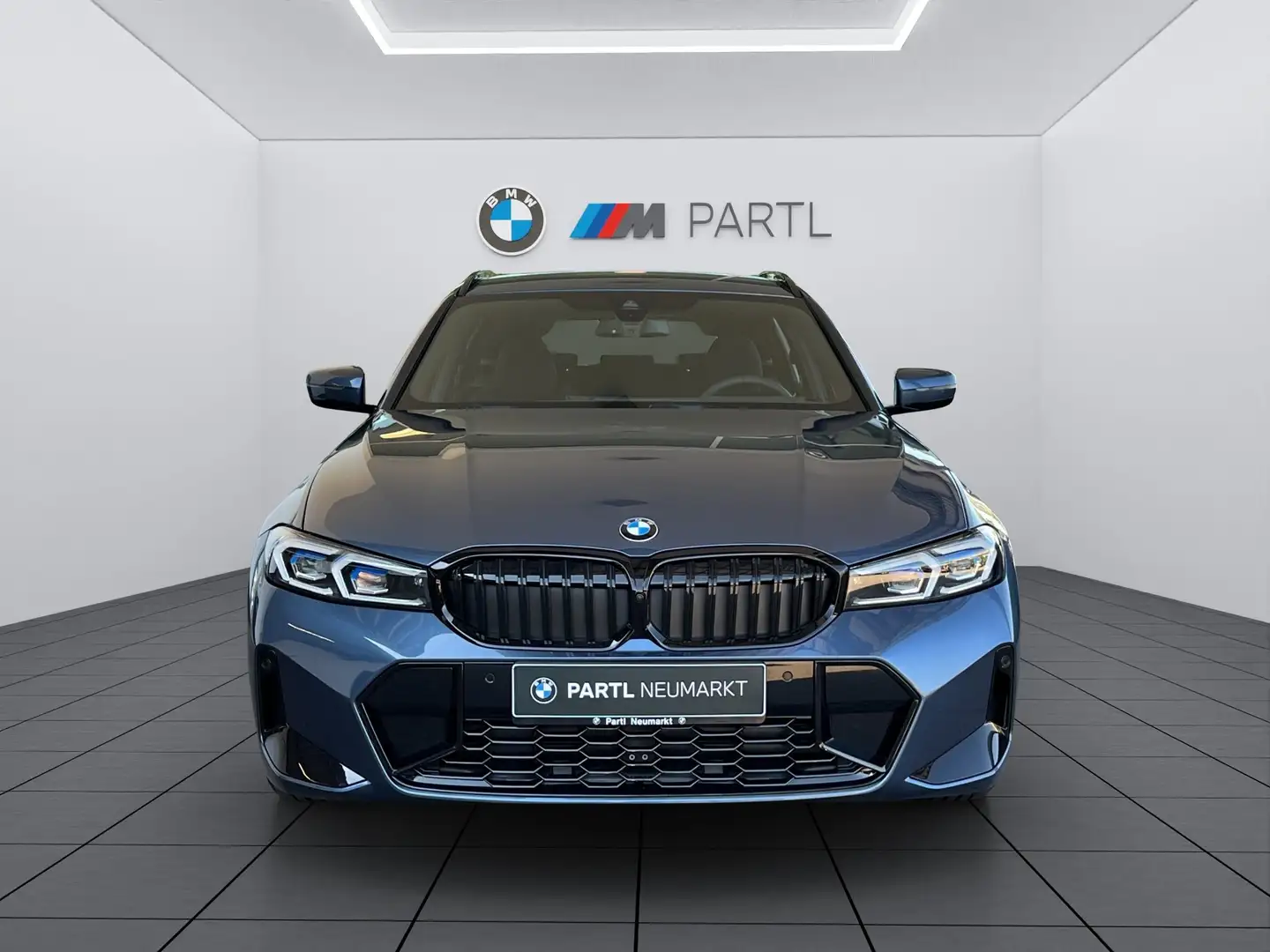 BMW 320 d Touring M-Sport adapLED 360° HiFi Keyless Albastru - 2