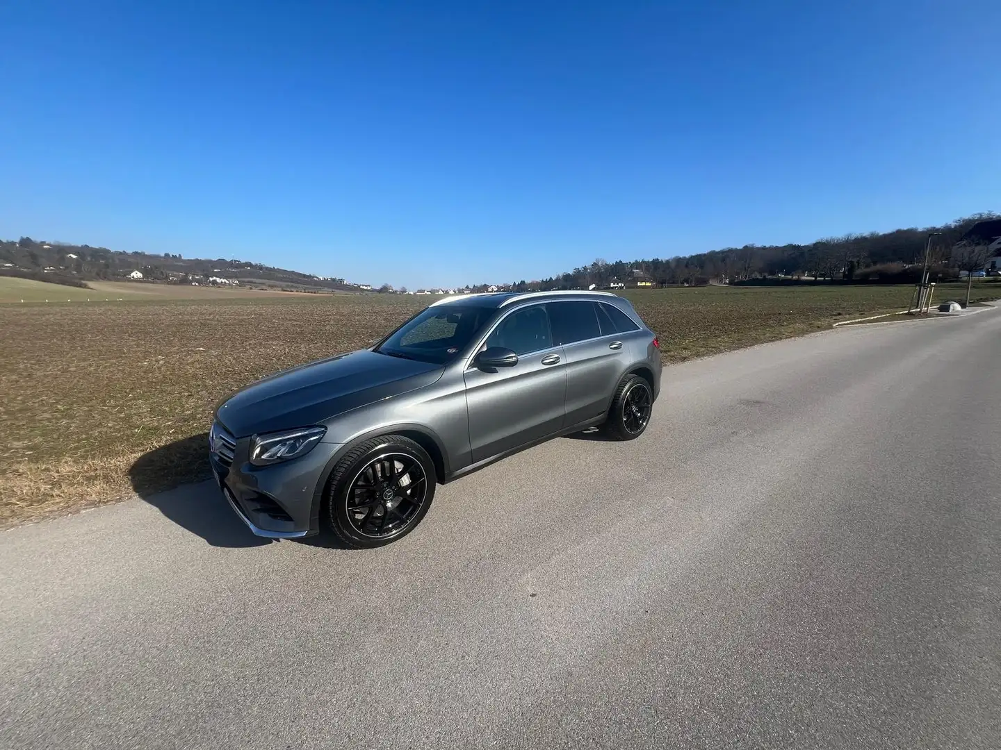 Mercedes-Benz GLC 220 220d 4MATIC Aut. Grau - 2