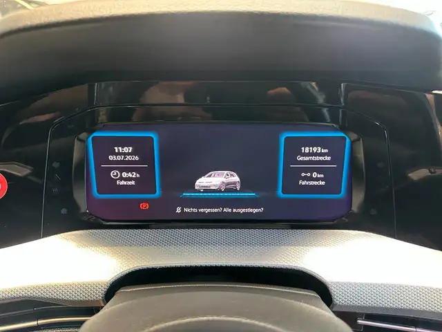 Volkswagen Golf view 14