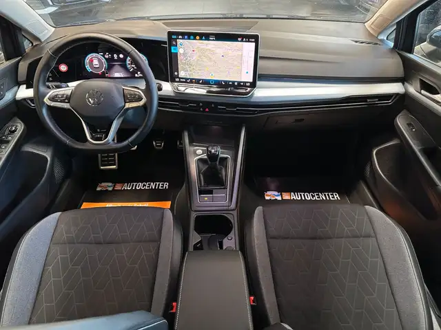Volkswagen Golf view 6