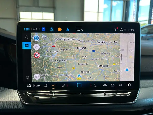 Volkswagen Golf view 12