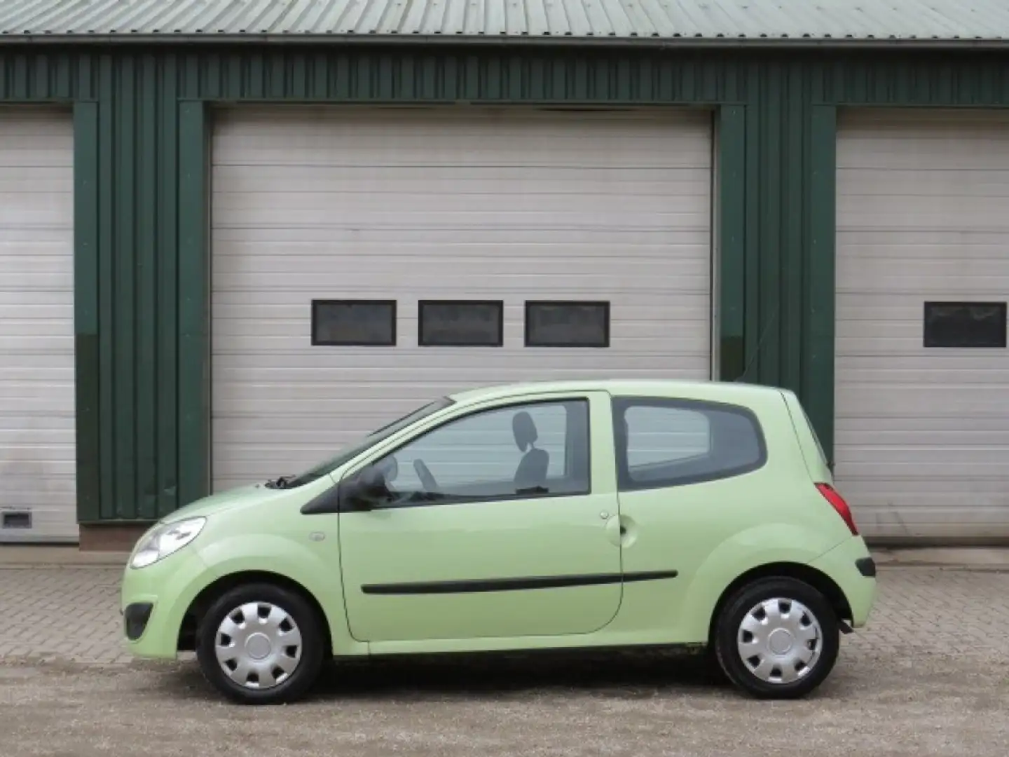 Renault Twingo 1.2 Acces Groen - 1