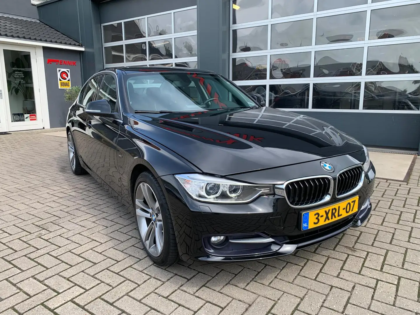 BMW 320 3-serie 320i EfficientDynamics Edition Executive S Noir - 2