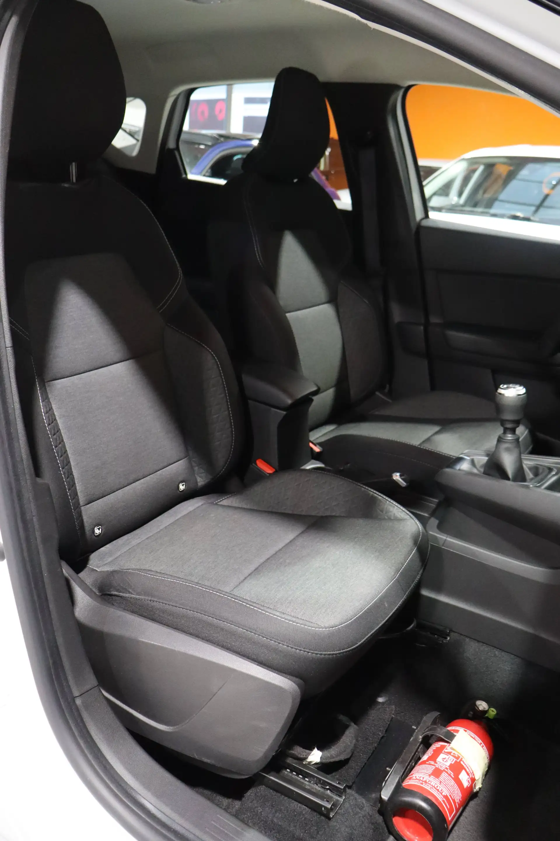 Renault Captur Captur 1.0 TCe Limited GPF — photo 8