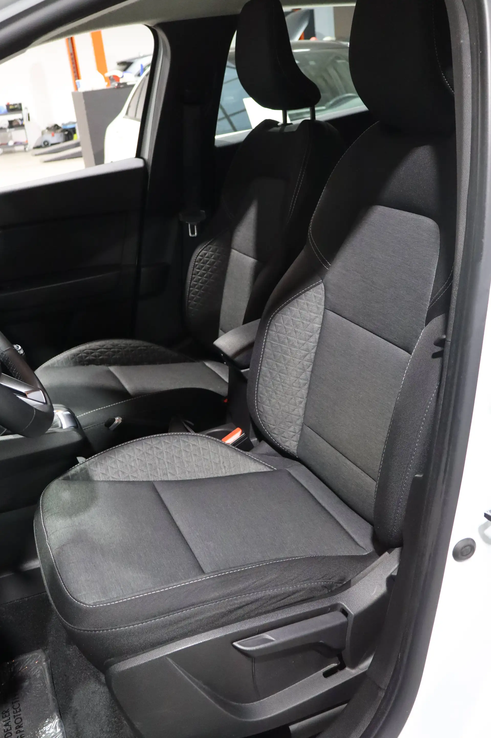 Renault Captur Captur 1.0 TCe Limited GPF — photo 10