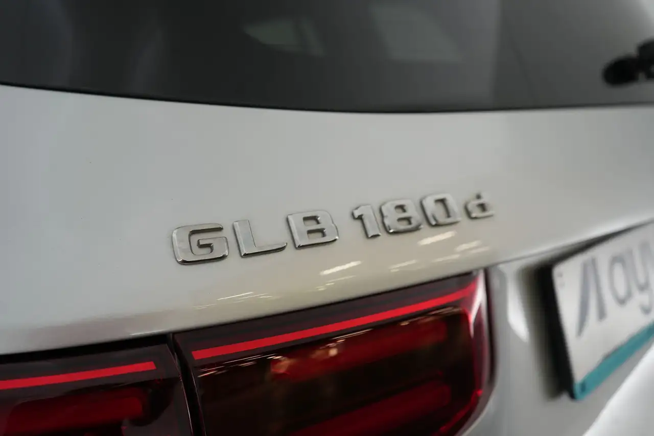 Mercedes-Benz GLB 180dA AMG Line 7Pl. LEDER/ALCANTARA LED GPS PDC 36, миниатюра 29