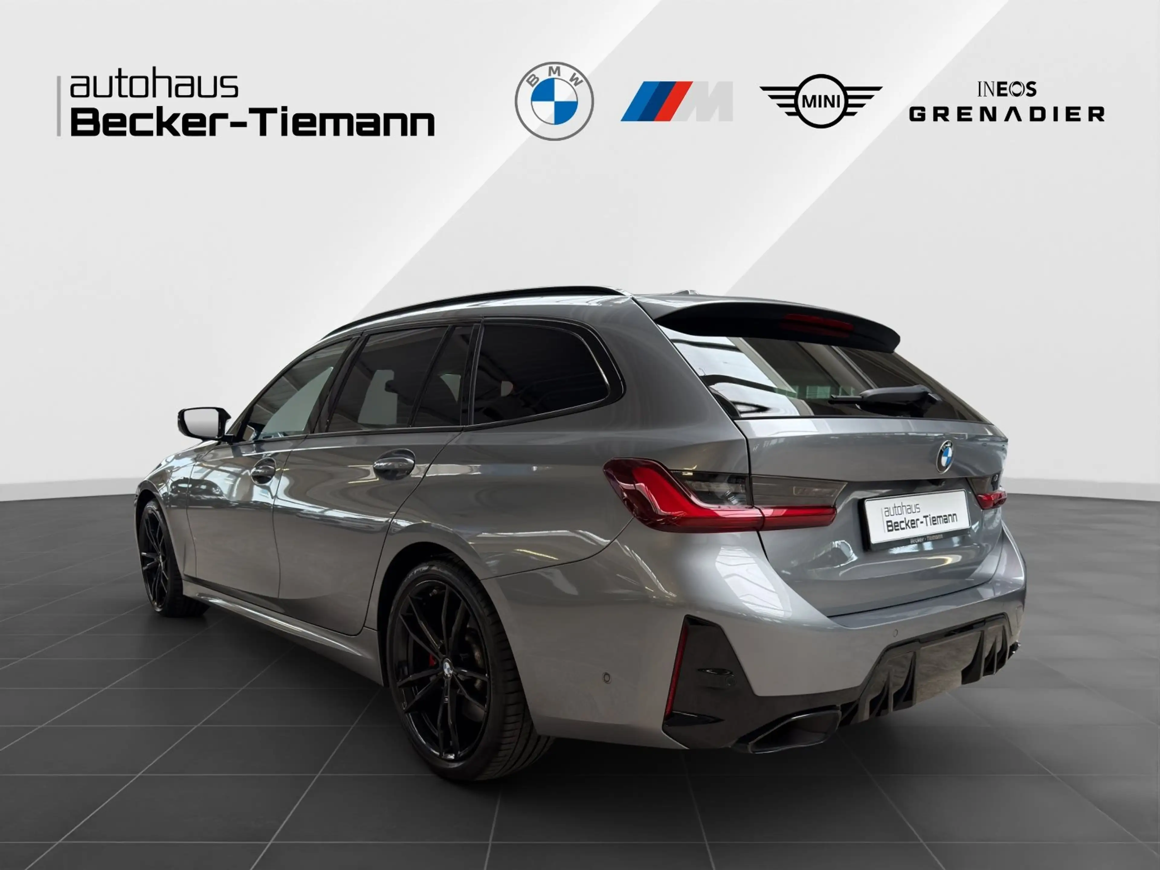 BMW M3 40i xDrive Touring M Sport PRO/HK-Sound/PA+/LCPro/ — photo 4