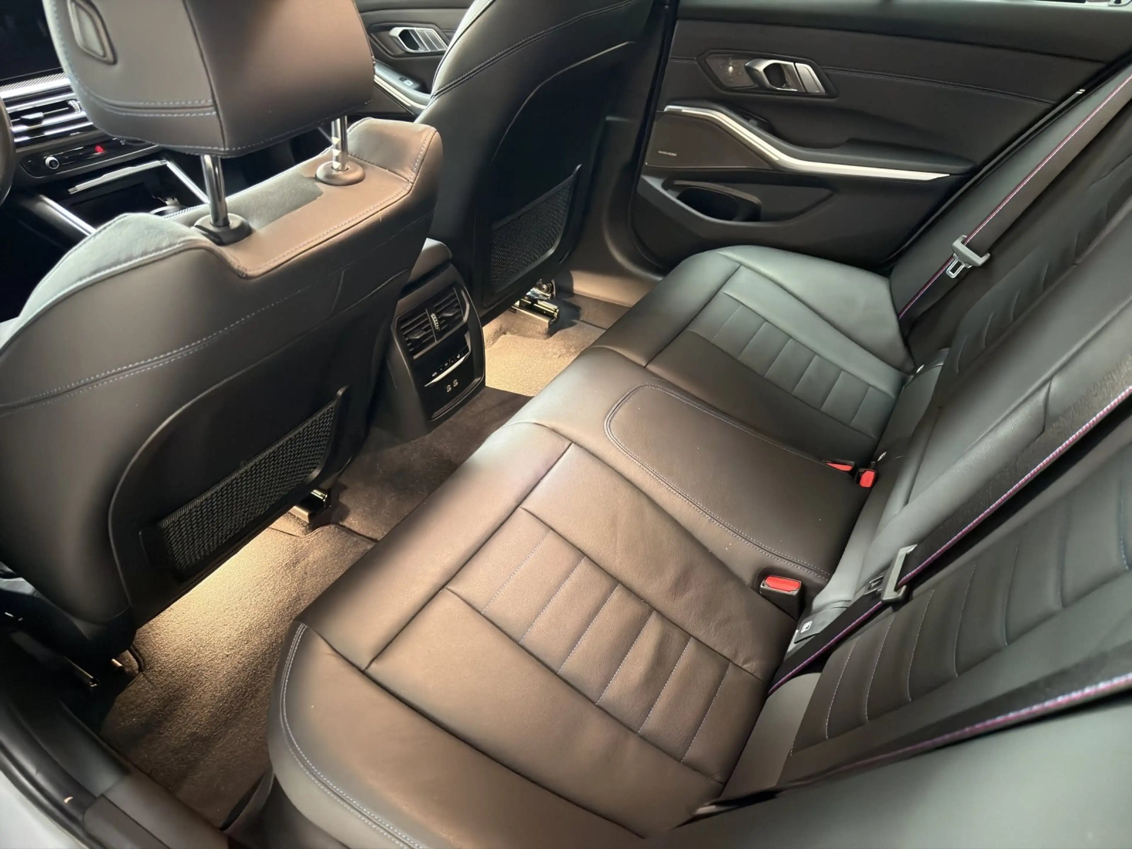 BMW M3 40i xDrive Touring M Sport PRO/HK-Sound/PA+/LCPro/ — photo 14