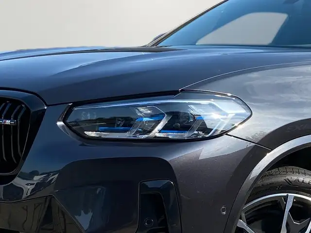 BMW X4 M view 5
