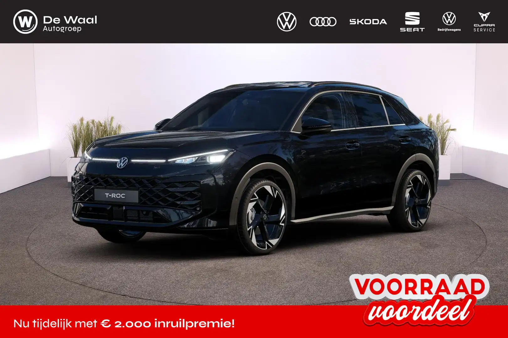 Volkswagen T-Roc R-Line First Edition 1.5 eTSI DSG Zwart - 1