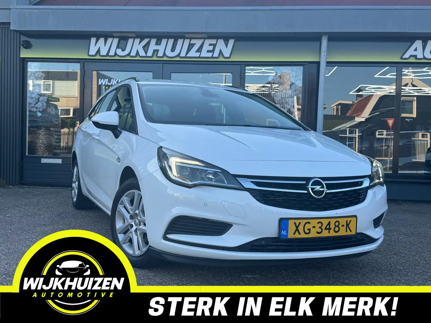 Opel Astra Sports Tourer 1.0 Turbo Online Edition met Navigat Wit - 1