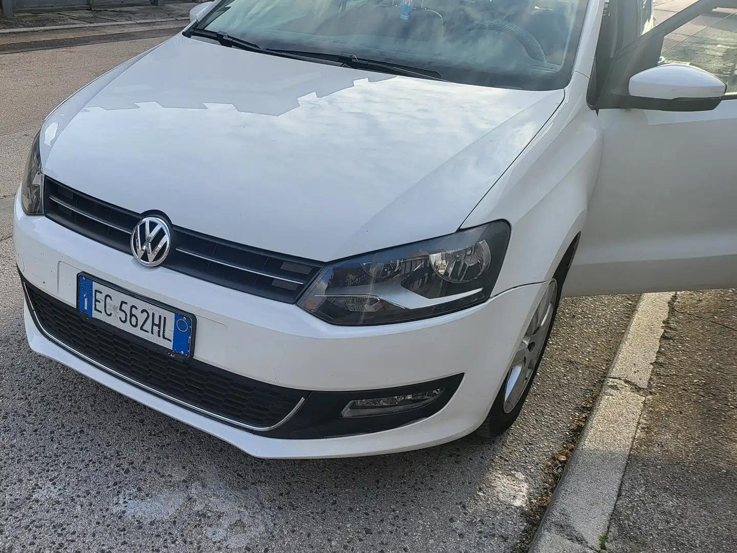 Volkswagen Polo Polo V 2009 5p 1.6 tdi bm Highline - 1
