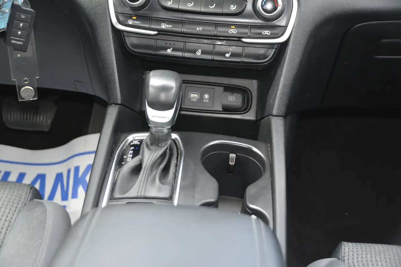 Hyundai SANTA FE снимка Hyundai SANTA FE
