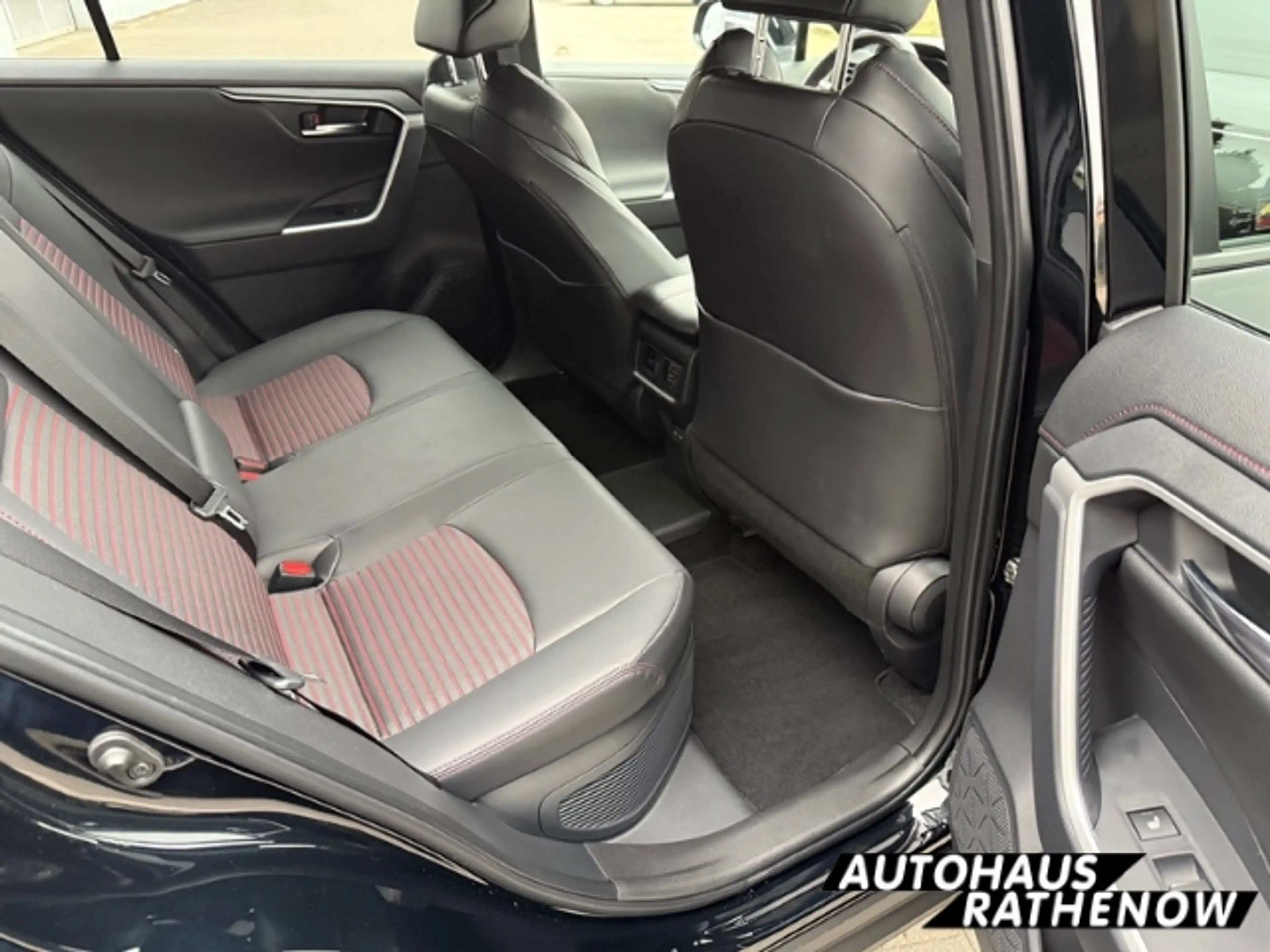 Suzuki Across 2.5 Plug-In Hybrid Comfort+ EU6e Navi Digitales Co — photo 3