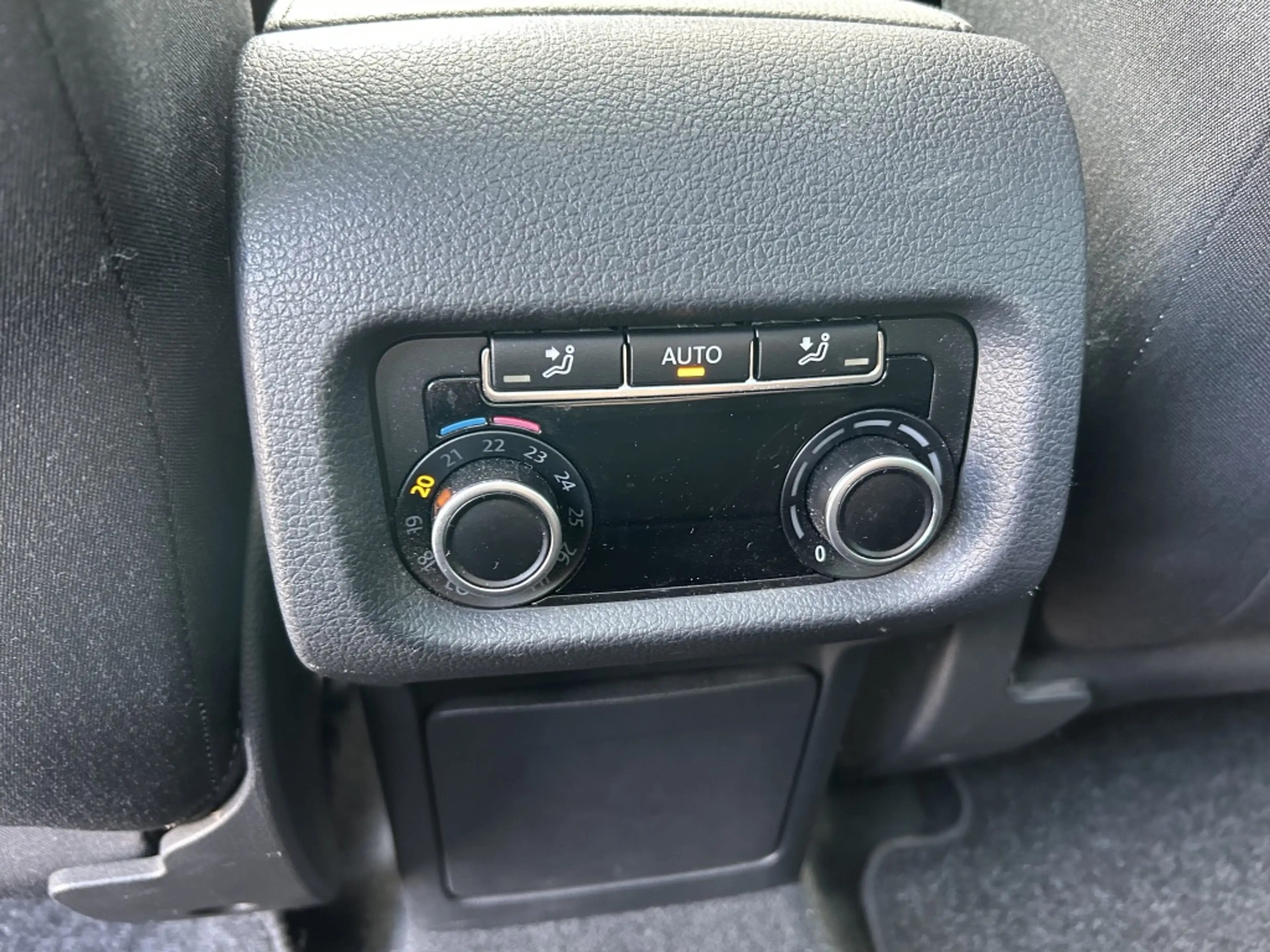 SEAT Alhambra 1.4 TSI 150pk Style 7pers. — photo 21