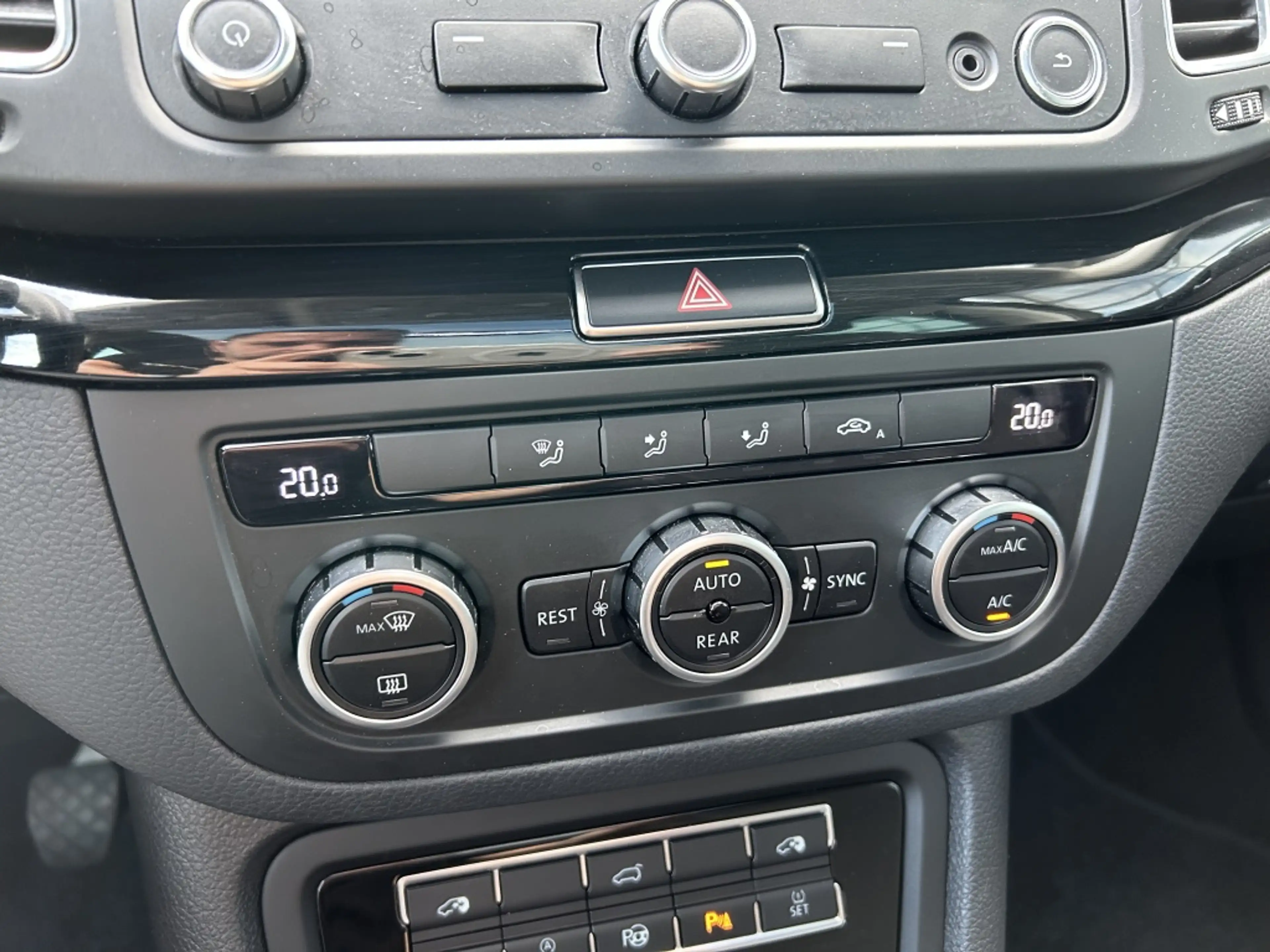 SEAT Alhambra 1.4 TSI 150pk Style 7pers. — photo 33