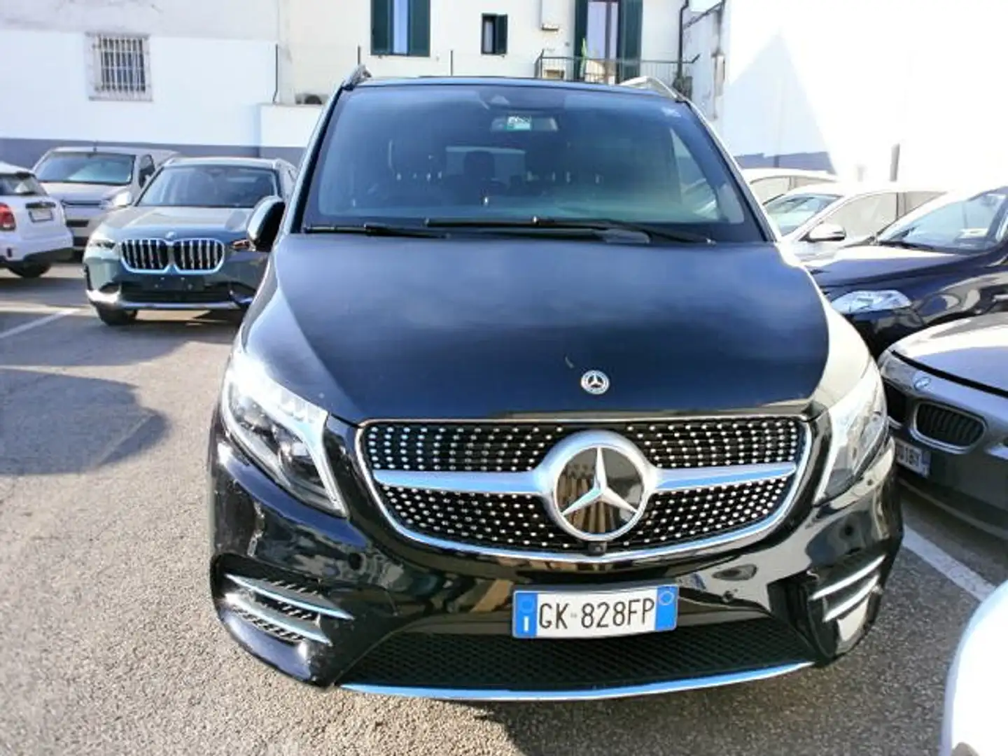 Mercedes-Benz V V Extralong 300 d Sport auto Czarny - 2