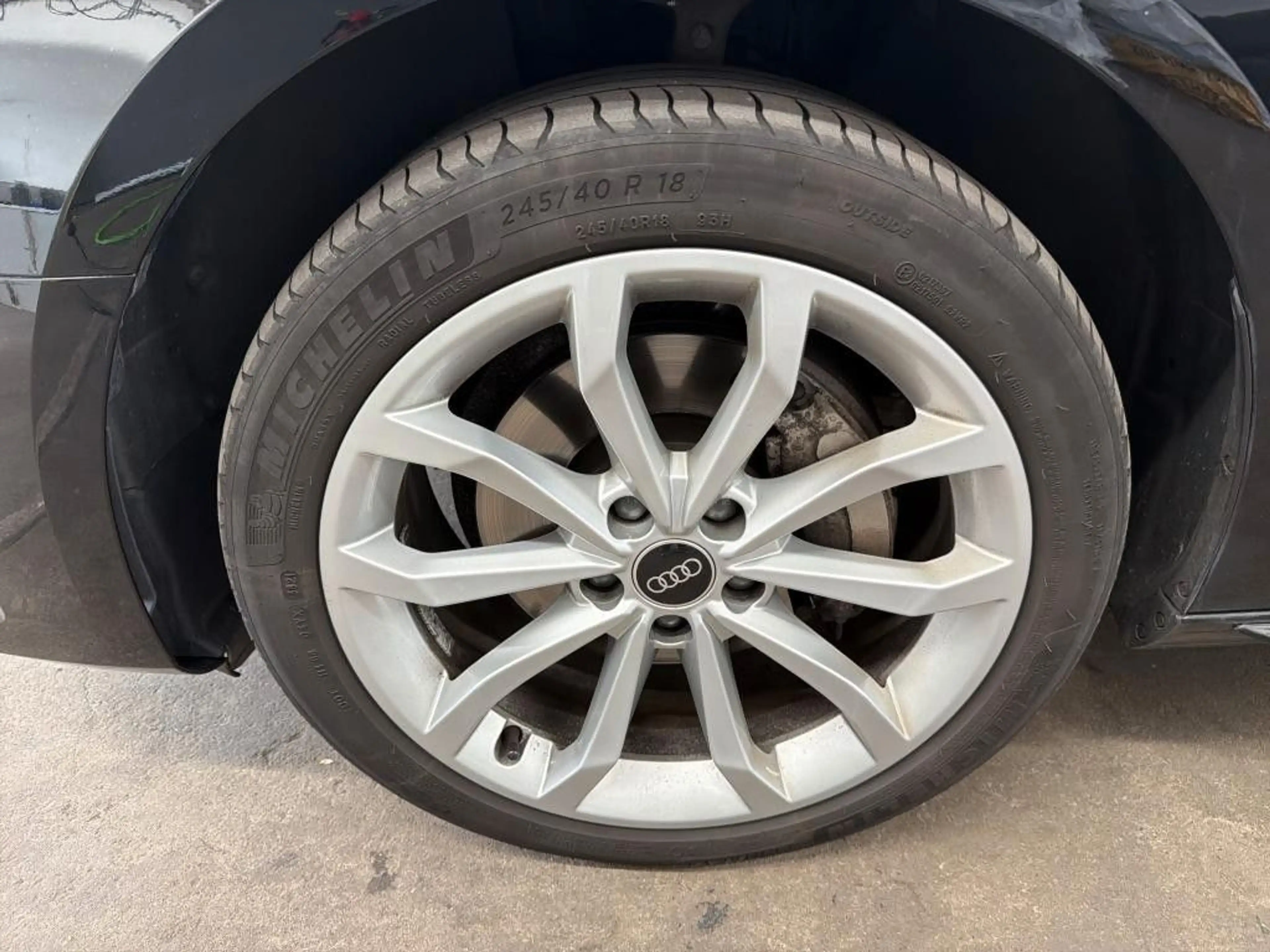Audi A4 Lim. 40 TDI advanced — photo 9