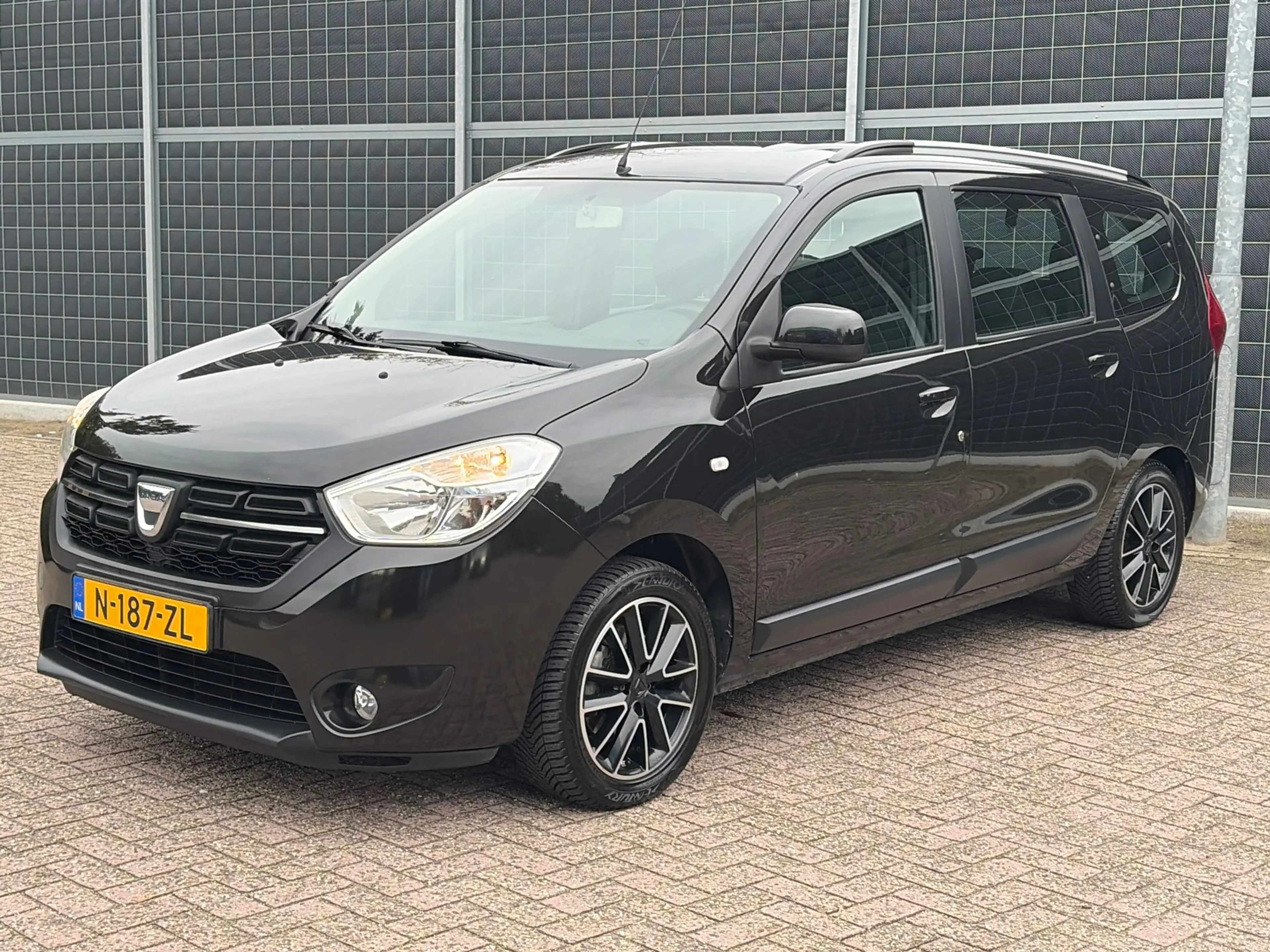 Dacia Lodgy 1.2 TCe Lauréate |7 persoons. | incl. 12 mnd Garan — photo 3
