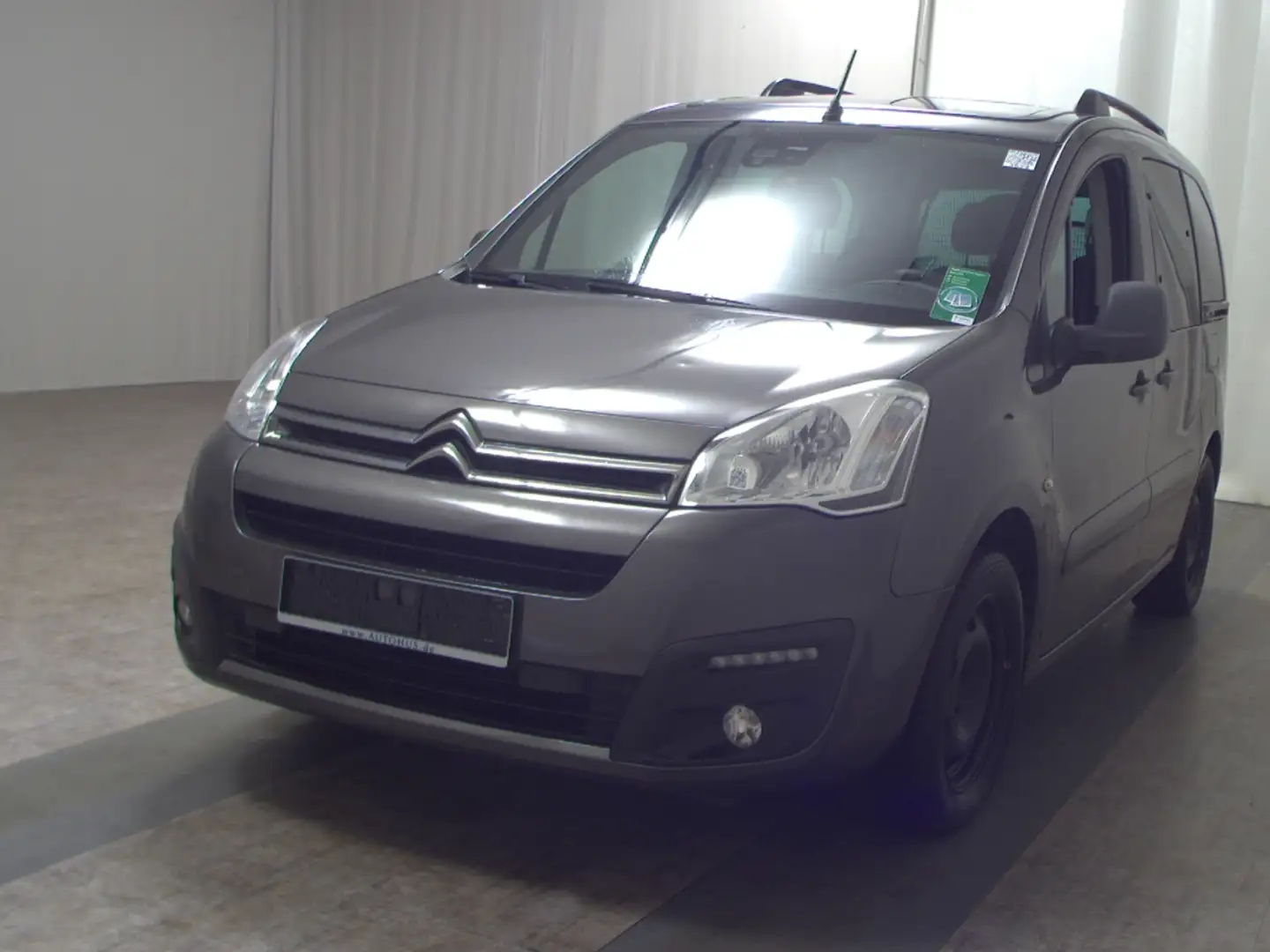 Citroen Berlingo 1.6 BlueHDI Shine 5-Sitze AHK Navi SHZ - 2