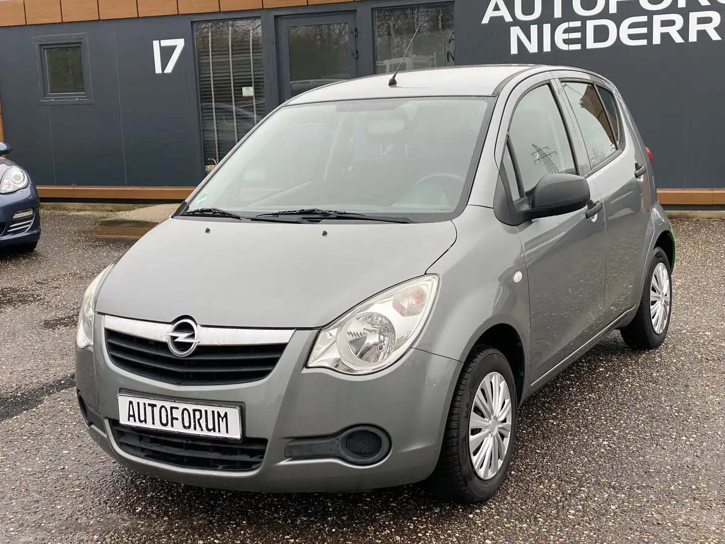 Opel Agila Basis 1.0 EcoFLEX Grau - 1