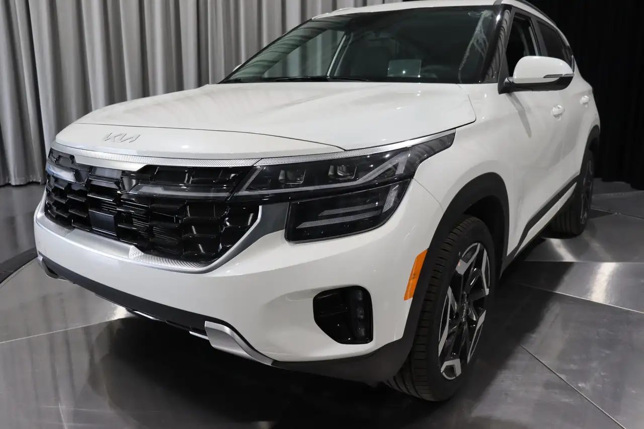 Kia Seltos снимка Kia Seltos