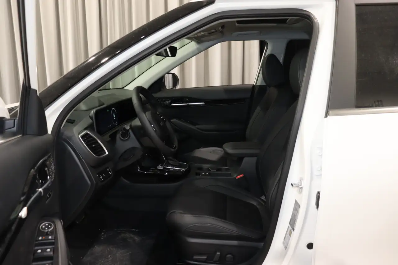 Kia Seltos снимка Kia Seltos