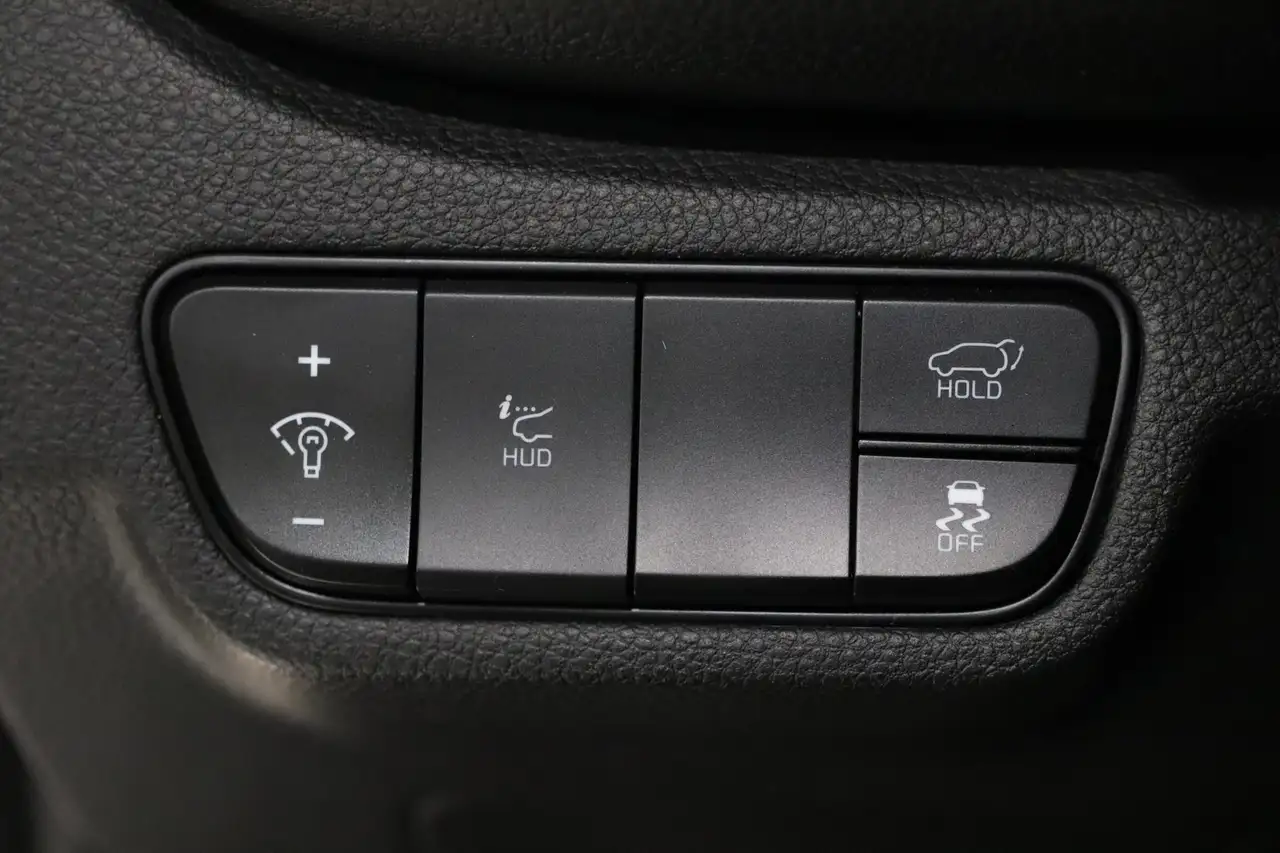 Kia Seltos снимка Kia Seltos