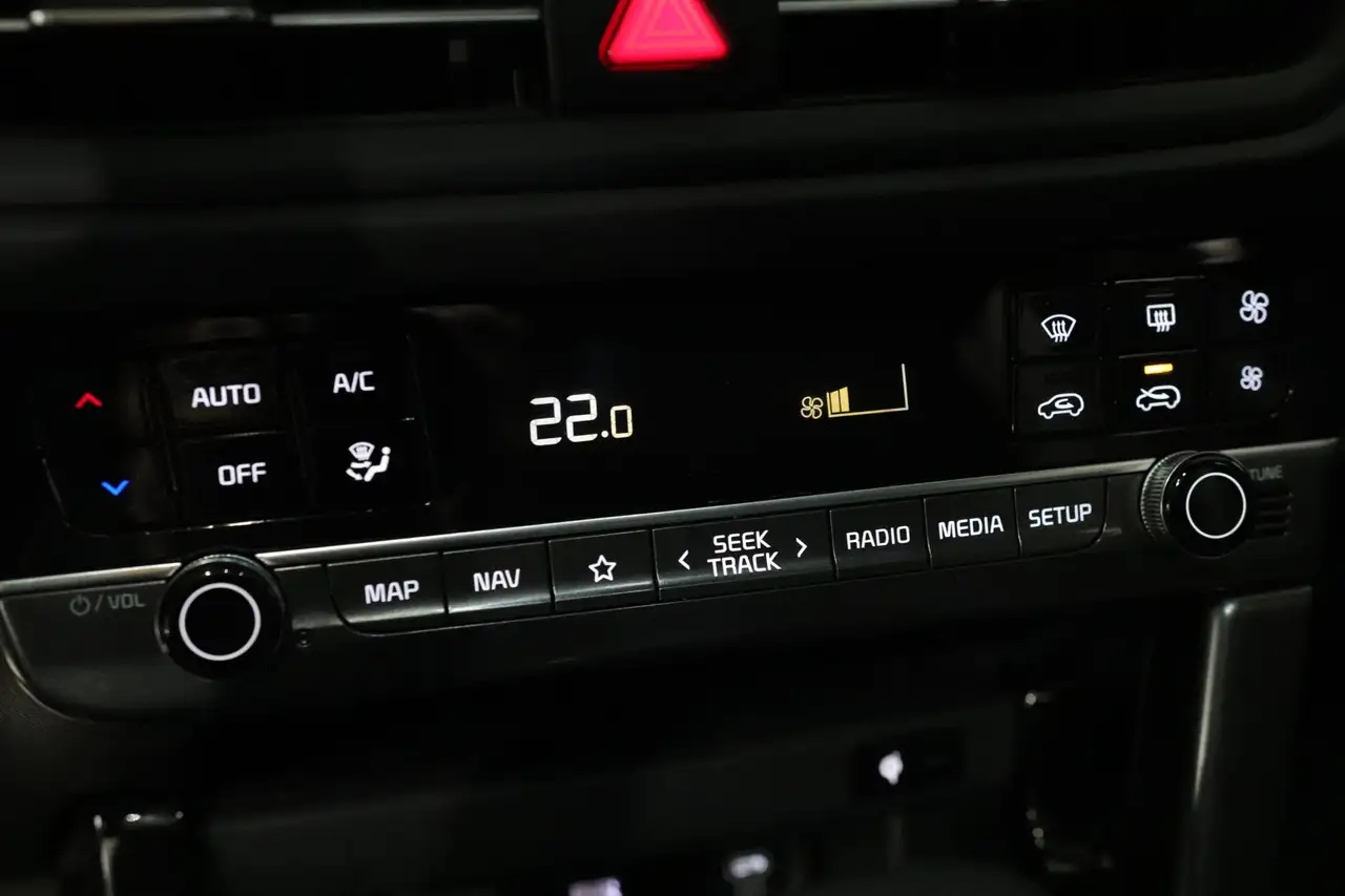 Kia Seltos снимка Kia Seltos