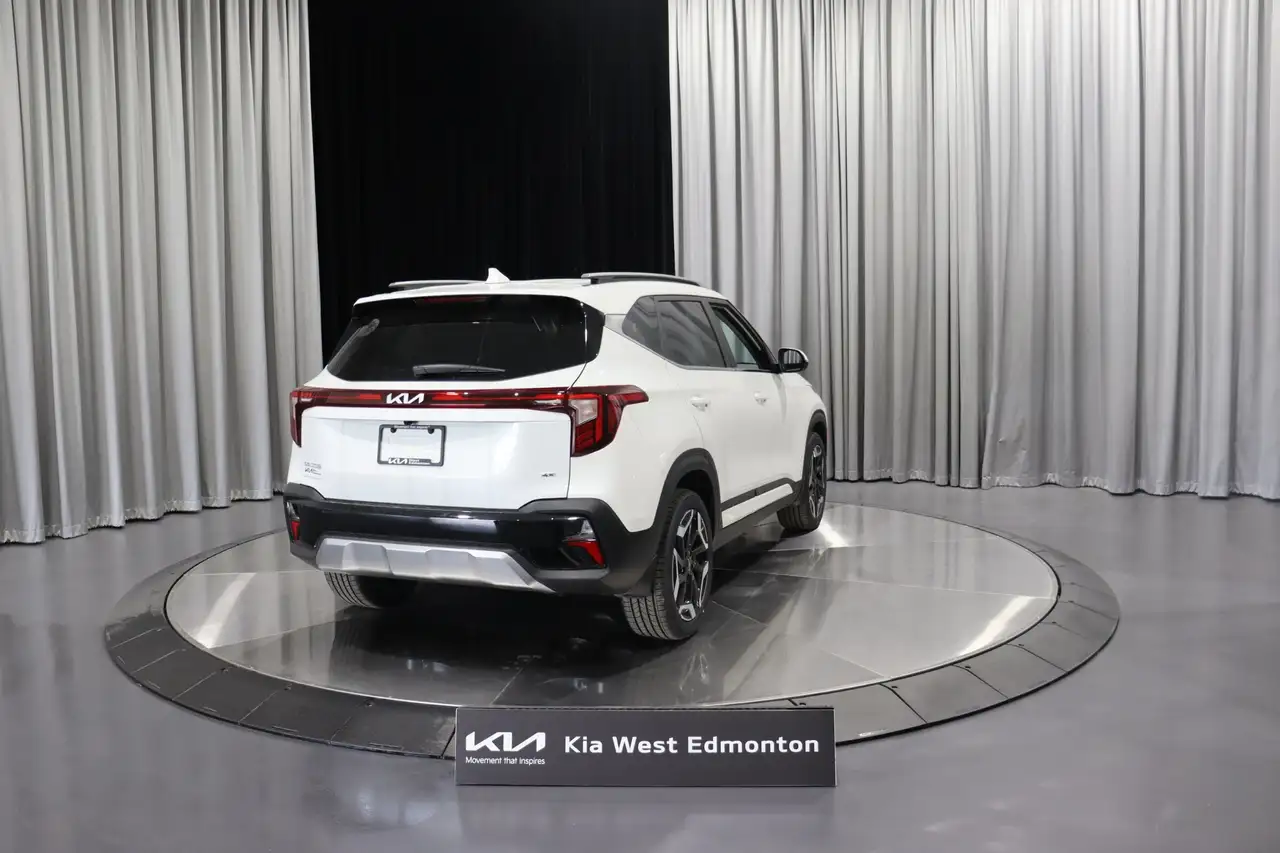 Kia Seltos снимка Kia Seltos