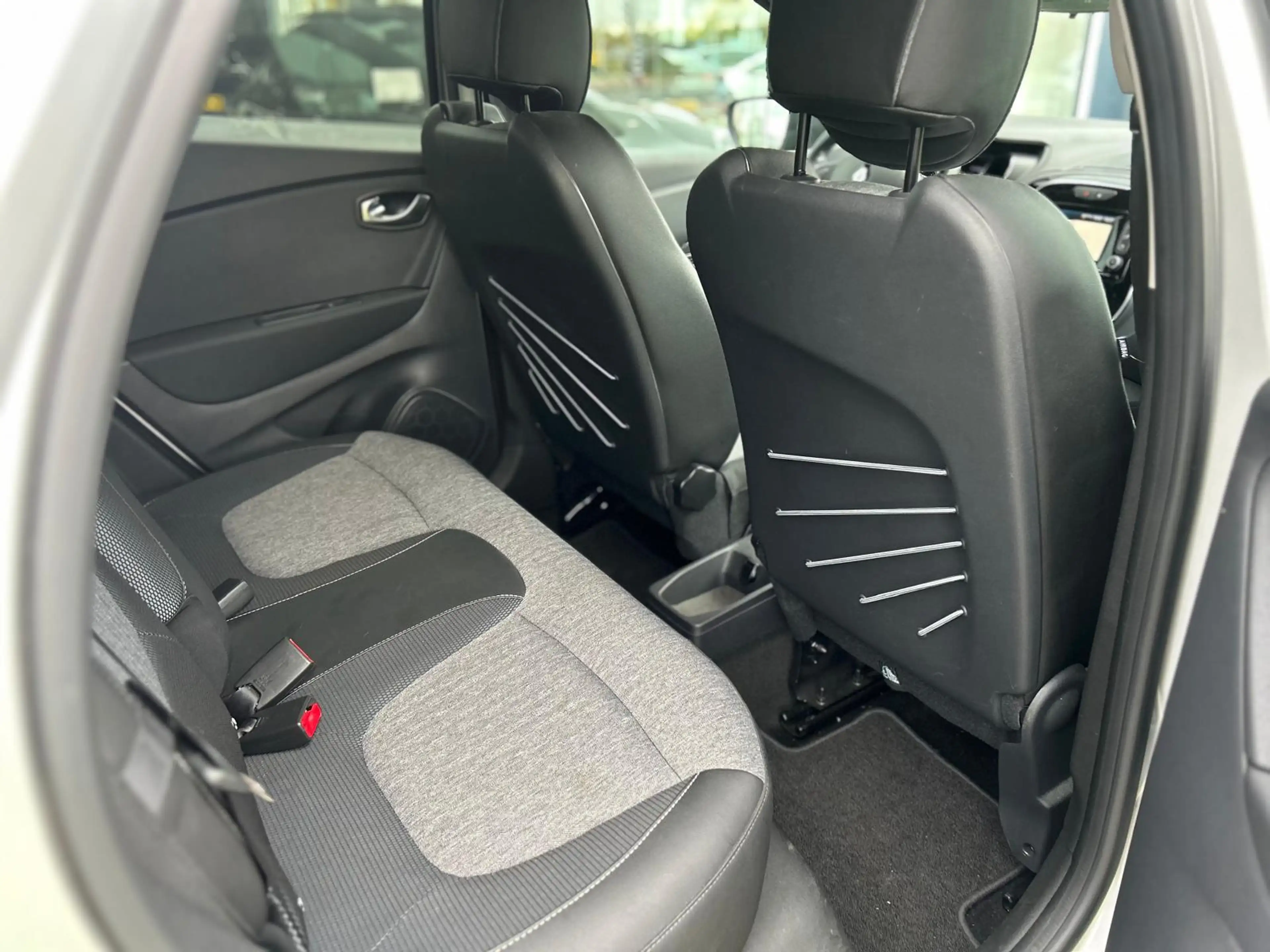 Renault Captur 1.3 TCe Intens |Automaat| — photo 3