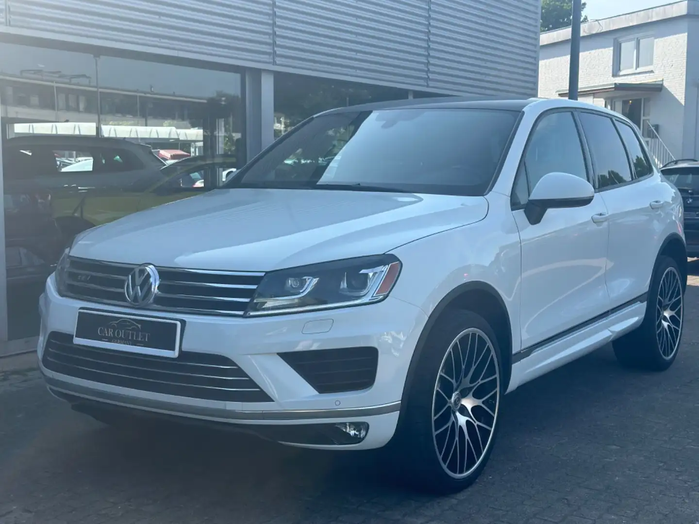 Volkswagen Touareg V6 3.0 TDI Terrain Tech 4Motion | R-Line Fehér - 1