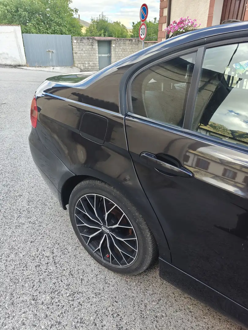 BMW 320 320d Attiva - 1