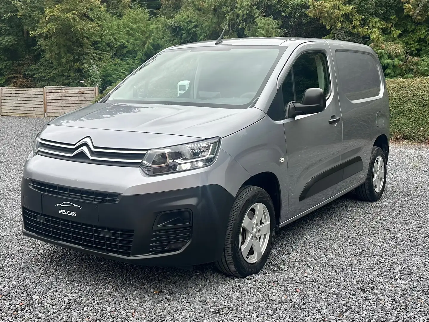 Citroen Berlingo 1.2 Essence 36.000Km / Jantes CarPlay 2021 Grau - 2