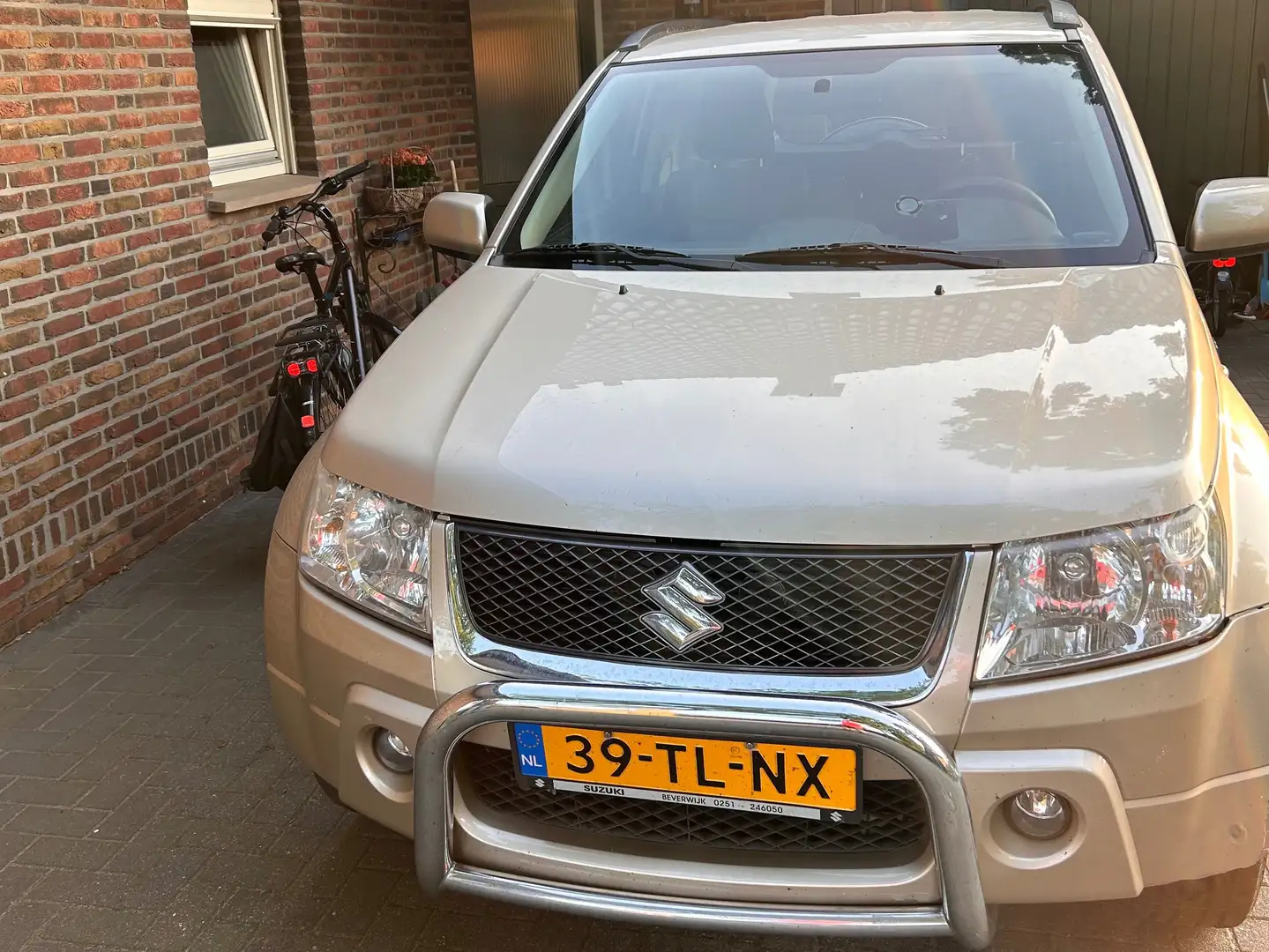 Suzuki Grand Vitara Grand Vitara 1.6-16V Exclusive Goud - 1