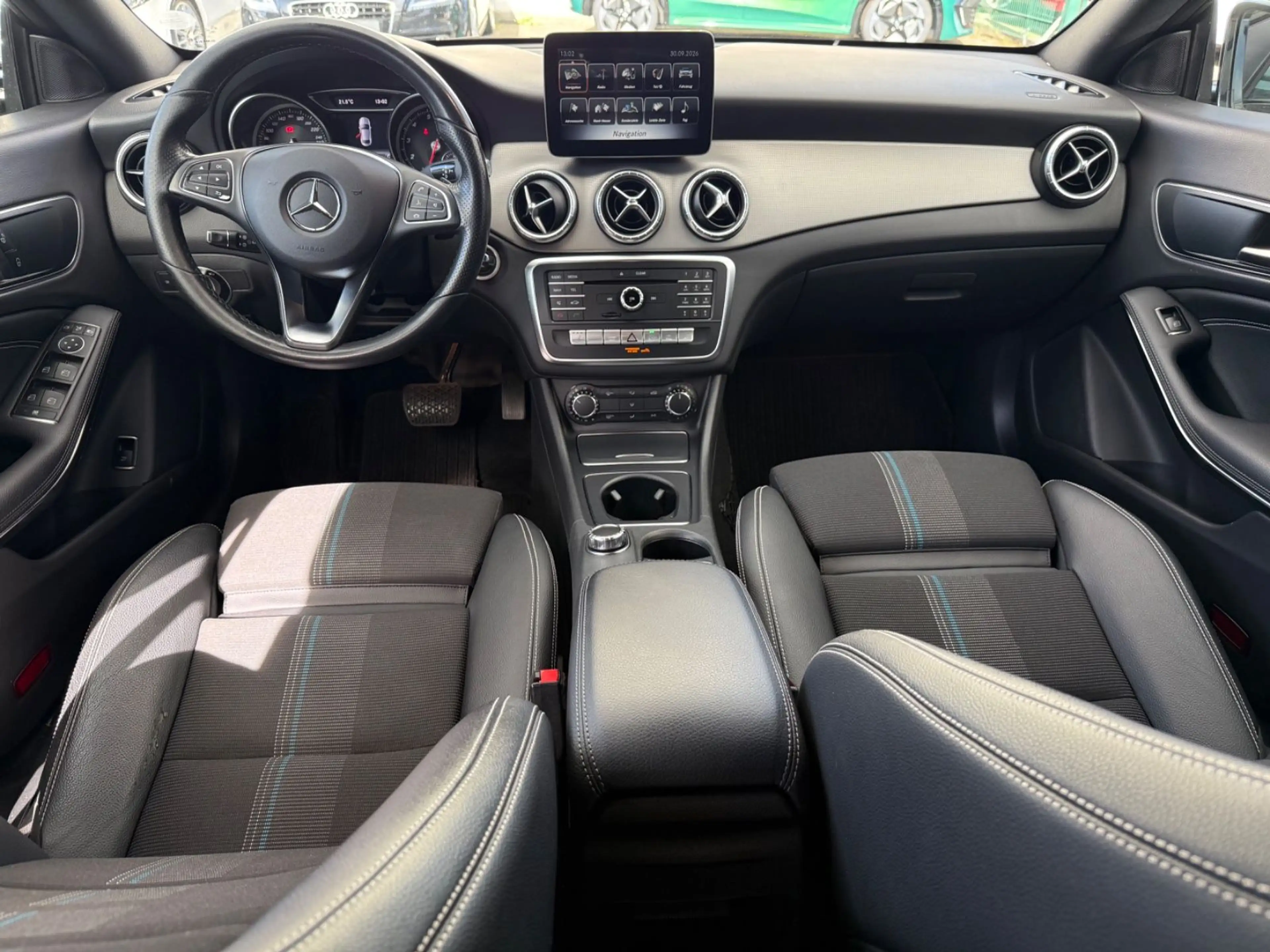 Mercedes-Benz CLA 180 *LED*NIGHT*TOTW*AMBIENT*APPLECAR — photo 15
