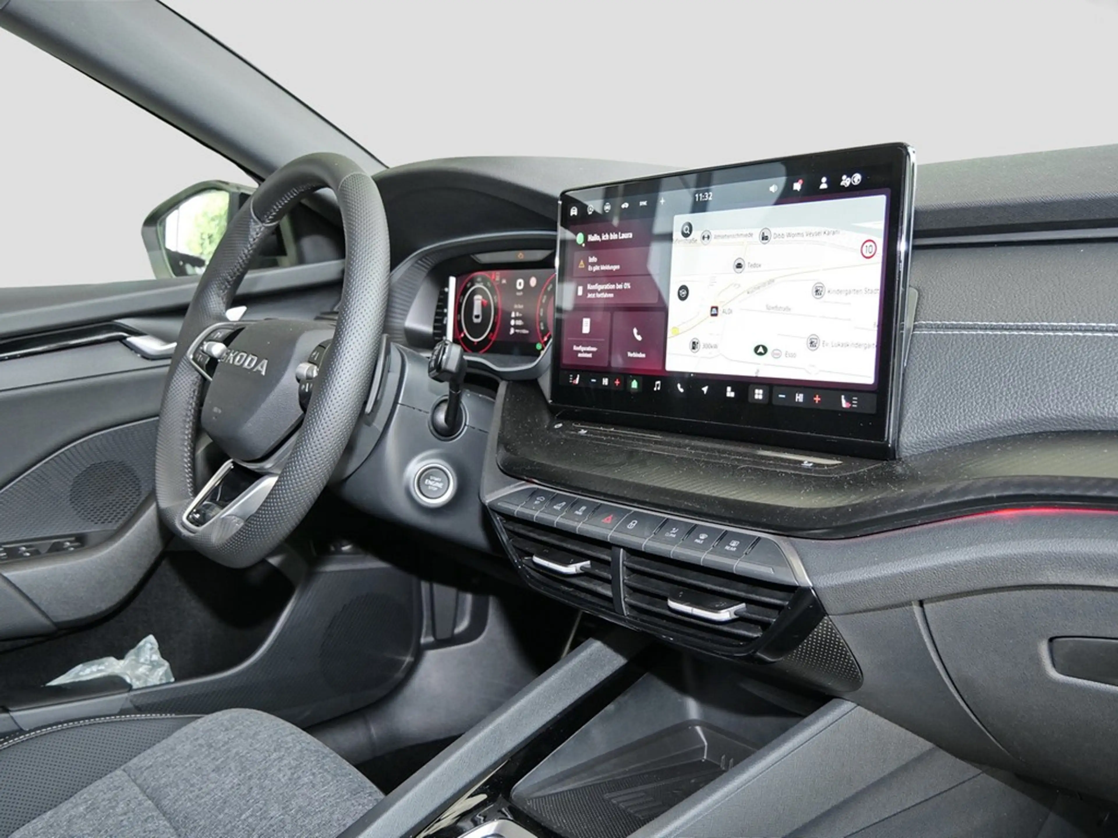 Skoda Octavia Combi Sportline 1.5 TSI mHEV DSG 110 kW / 150 PS — photo 9