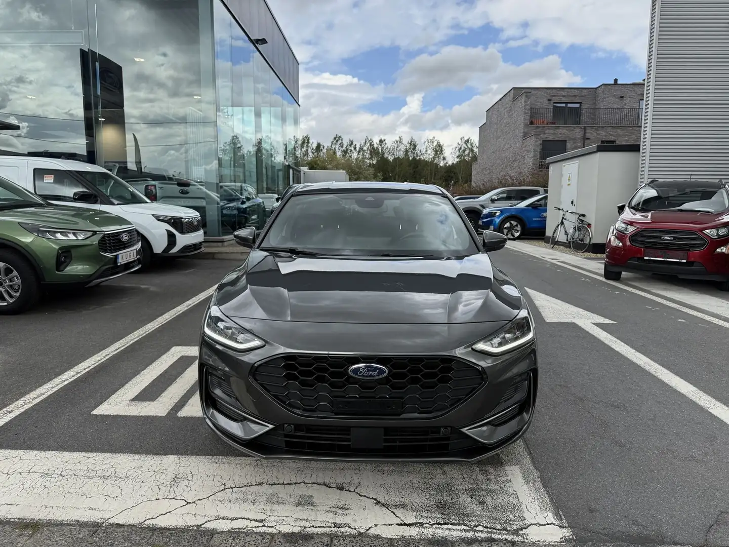 Ford Focus EcoBoost mHEV ST-Line Gris - 2