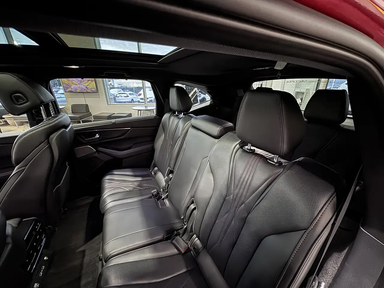 Acura MDX снимка Acura MDX