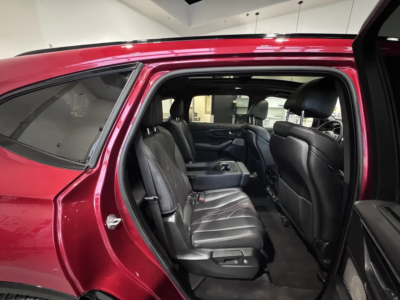 Acura MDX снимка Acura MDX