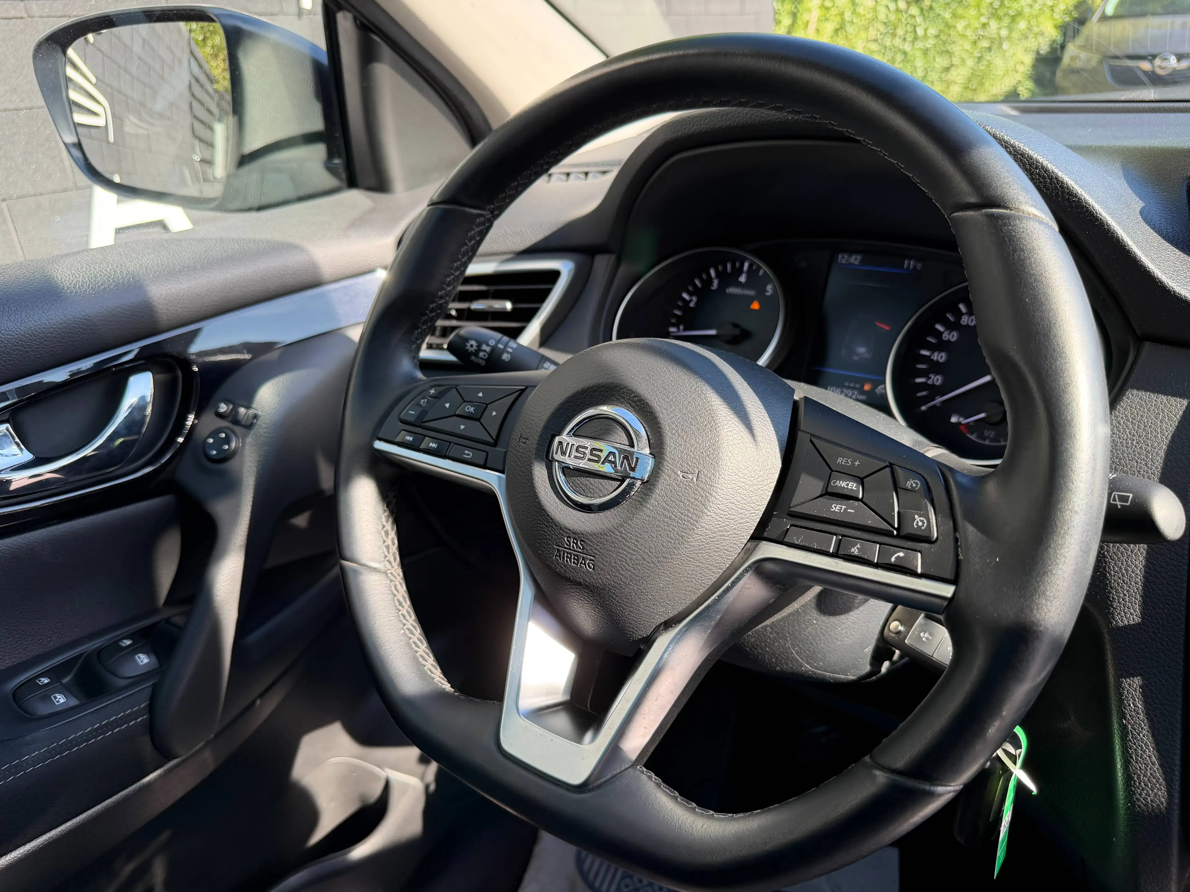 Nissan Qashqai 1.3 DIG-T+AIRCO+TOIT PANO+CAMERA+JANTES+EURO 6 — photo 12